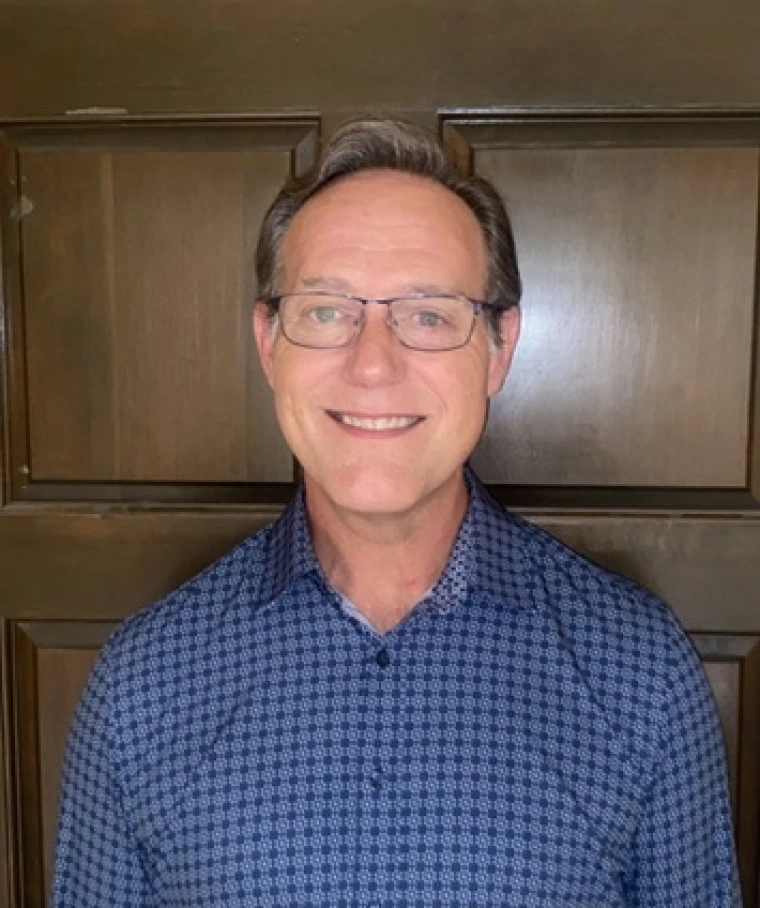 Headshot - Chuck Maxwell